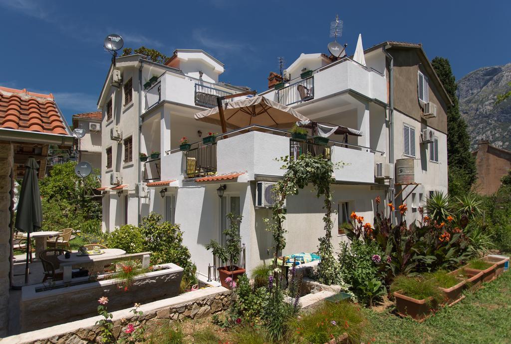 Djurovic Apartments Montenegro Kotor Buitenkant foto
