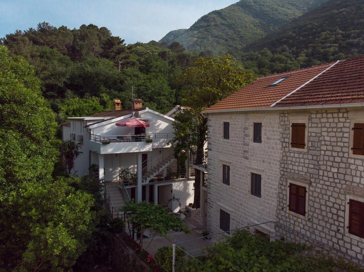 Djurovic Apartments Montenegro Kotor Buitenkant foto